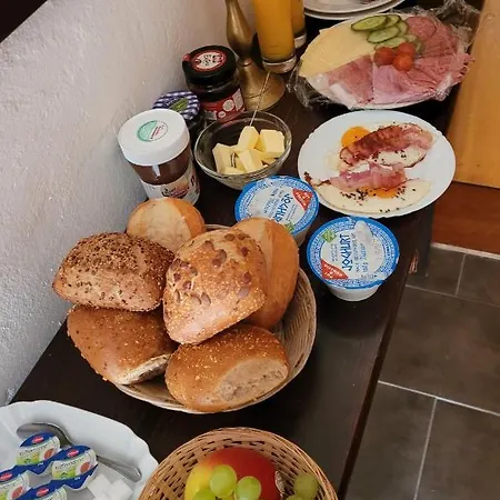 La Petite Gloire Pogum